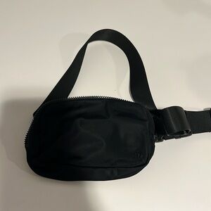 Black lululemon everywhere belt bag / fanny pack